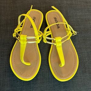 Yellow flat sandals size 6.5, gold details